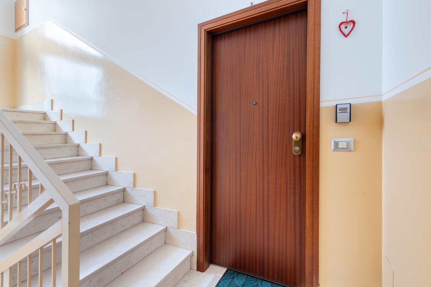 Appartamento Centrale Con Parcheggio E Wi-Fi Gratuito Ac Альба Экстерьер фото